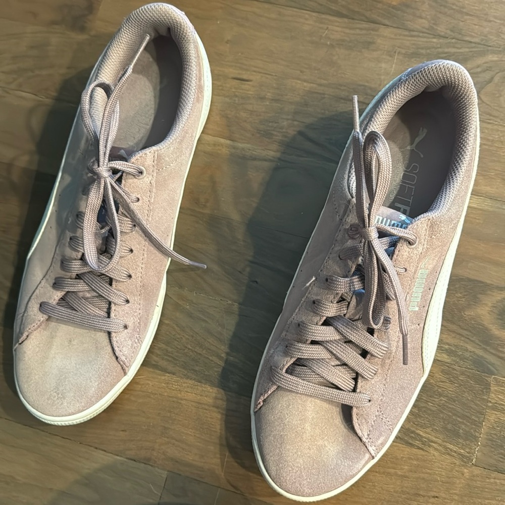 Puma Sneakers